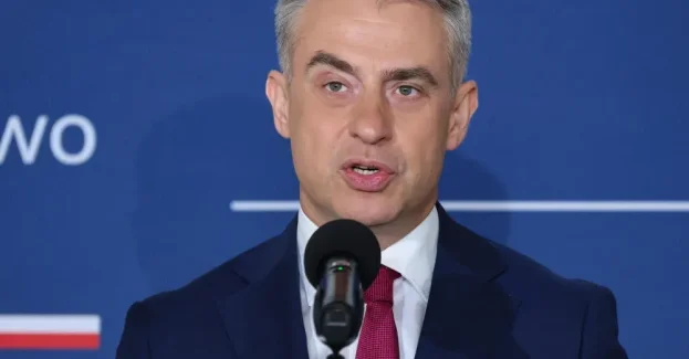 Wicepremier i minister cyfryzacji Krzysztof Gawkowski poinformował o „incydencie cyberbezpieczeństwa”, do którego doszło w systemach i danych firmy MyDr. Przekazał, że służby sprawdzają okoliczności zdarzenia. Zaznaczył, że nie można ostatecznie potwierdzić wycieku danych.