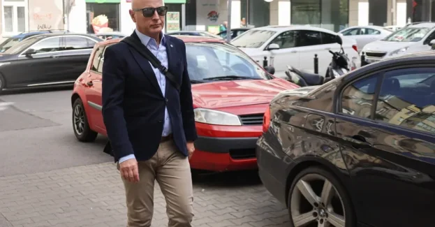 W poniedziałek w Sądzie Rejonowym dla Warszawy-Mokotowa stawił się były komendant główny policji gen. insp. Jarosław Szymczyk w sprawie wybuchu granatnika w siedzibie KGP. Proces jest niejawny.